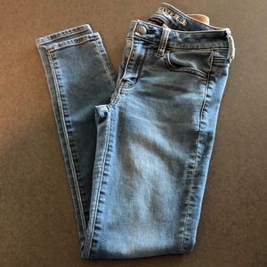 American Eagle skinny jeans